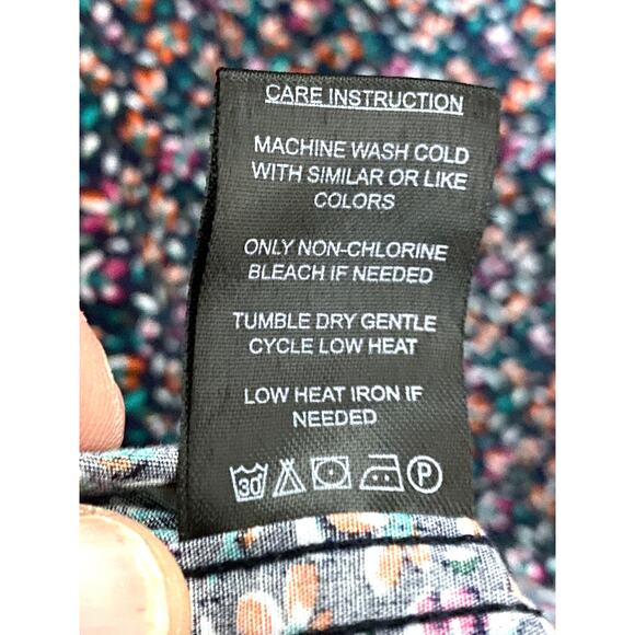 Denim & Flower Button Shirt Floral Mens M Casual Classic Preppy Colorful Artsy - Picture 6 of 6